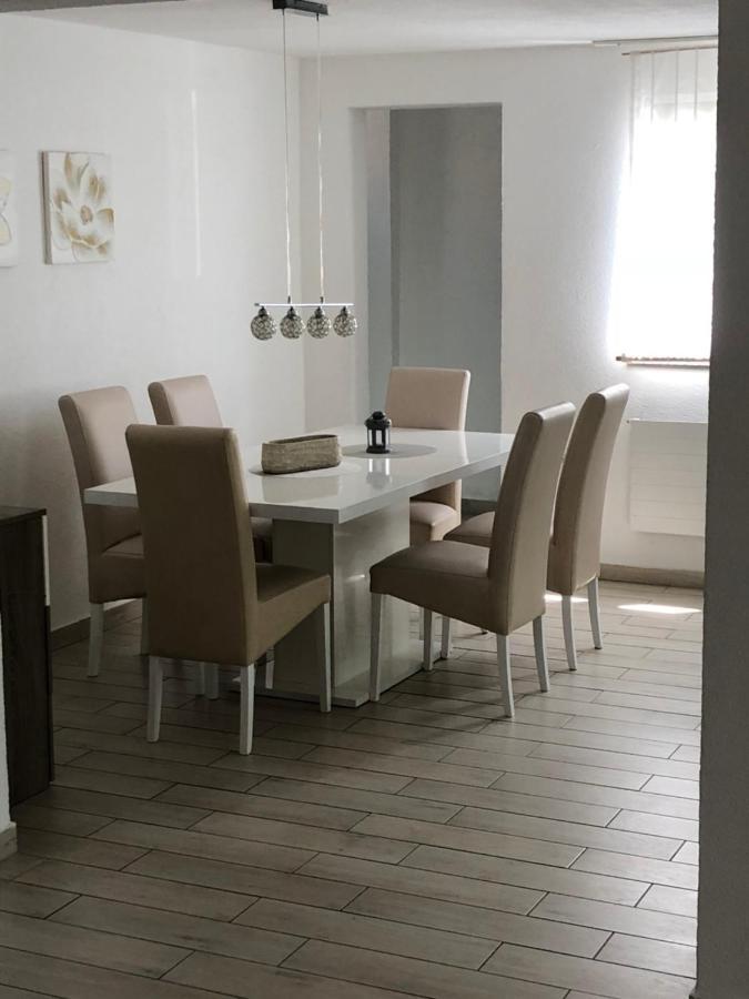 Holiday Home Marsan プーラ エクステリア 写真